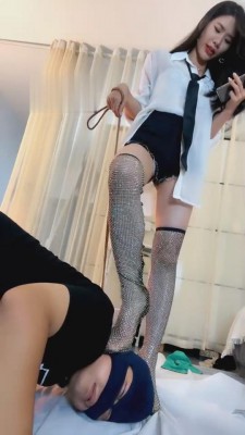 图片[5]_【芷晴】伪绿帽被虐-钻胯/坐脸/吃byt bf2325_HD绳艺资源