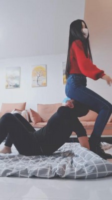 图片[2]_【猫神大人】极致悬空踩踏坐脸-直接淋圣水 bf2471_HD绳艺资源