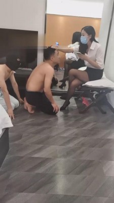 图片[2]_【堔儿女主】两条狗奴来犯贱争宠+舔脏鞋底 bf2474_HD绳艺资源