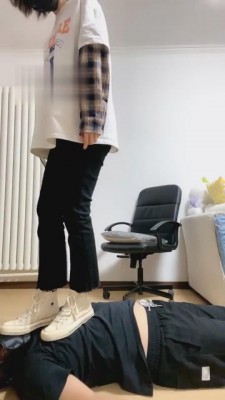 图片[3]_【Q月S】靴下爆踩贱狗脸 bf2559_HD绳艺资源