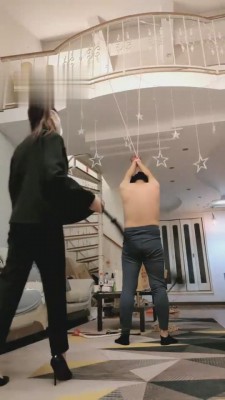 【丫丫啊】吊绑高难度挑战虐待出气筒 bf2561_HD绳艺资源