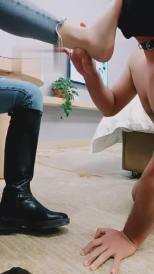 图片[4]_【晨颜】长靴军统踩踏耳光虐【完整版】 bf2601_HD绳艺资源