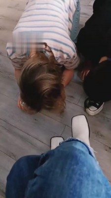 【佳影】校园女神羞辱双女学生 bf2637_HD绳艺资源