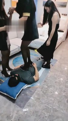 图片[3]_【采淇S】3S-带素人美女入圈-重度踩踏 bf2752_HD绳艺资源