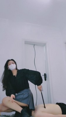 图片[4]_【禾末】马丁靴爆踩头/碾手/打手心 bf3310_HD绳艺资源