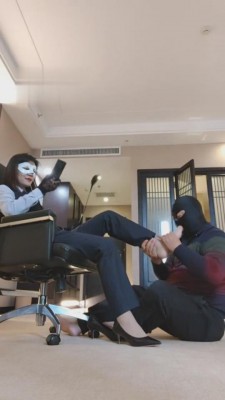 图片[5]_【芒果】转胯-闻裆-骑马-骑脖子 bf3286_HD绳艺资源