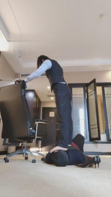 图片[8]_【芒果】转胯-闻裆-骑马-骑脖子 bf3286_HD绳艺资源