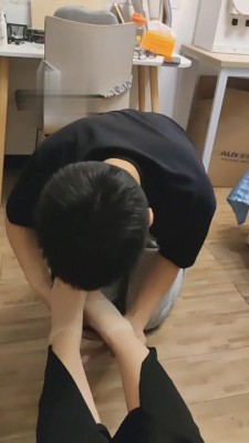 图片[7]_【御严】素人入圈首次踩踏场 bf3363_HD绳艺资源