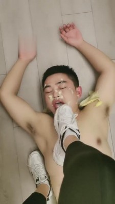 图片[4]_【杳杳小主】运动鞋原味棉袜羞辱 bf2857_HD绳艺资源