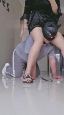 图片[2]_【美柠】电梯口前遛狗 bf3095_HD绳艺资源