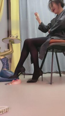 图片[3]_【歌迪丝】三婶吃鞋底-无底线超贱 bf3102_HD绳艺资源