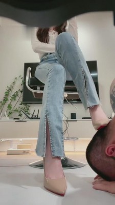 图片[2]_【樱桃大大】牛仔裤高跟踩踏 bf3021_HD绳艺资源