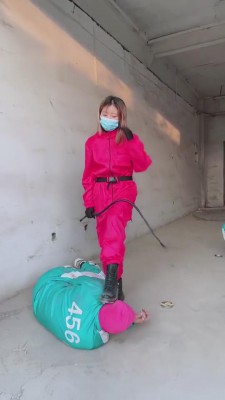 图片[9]_【美离子】鱿鱼游戏-户外虐三奴 bf3273_HD绳艺资源