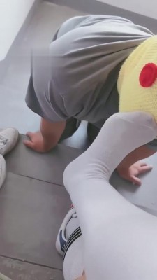 【美柠S】楼道玩狗-清理脏鞋-浓痰鼻涕口水 bf3087_HD绳艺资源