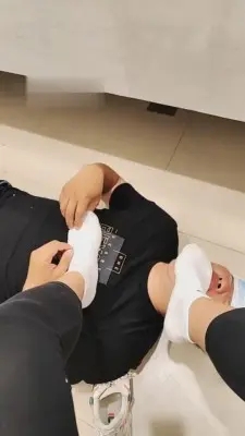 图片[2]_【艳主】运动鞋臭白袜全体重踩踏 G-210714-10_HD绳艺资源