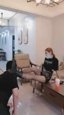 图片[6]_【uuu】小区快递小哥经常偷闻我的原味快递 G-210715-23_HD绳艺资源