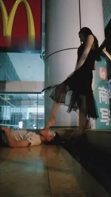 图片[6]_【梵高】麦当劳门前当模特的狗 G-210715-19_HD绳艺资源