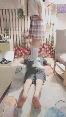 图片[2]_【依然】清纯女主全体重踩踏 G-210720-13_HD绳艺资源