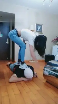 图片[9]_白斑马踩踏/手脚耳光/舔鞋底/深喉/坐脸窒息/踩踏喂食 G-210726-25_HD绳艺资源