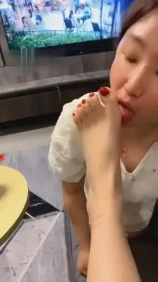 图片[3]_【歌迪丝】母狗伺候我看电视 G-210728-24_HD绳艺资源