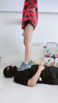 图片[3]_【美离子】脏臭运动鞋的卑微脚垫 G-210730-16_HD绳艺资源