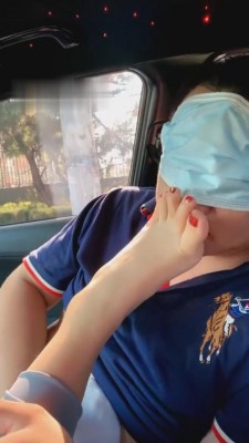 图片[4]_【悦主大大】运动后小白鞋棉袜车内调狗 G-210808-27_HD绳艺资源