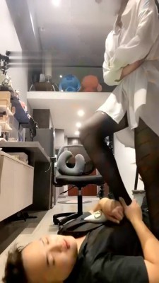 图片[8]_【弯弯小阿姨】伺候犯错被揪耳朵扇脸 bf457_HD绳艺资源