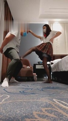 【小公主】JK小姐姐运动鞋黑丝羞辱哥哥 bf811_HD绳艺资源