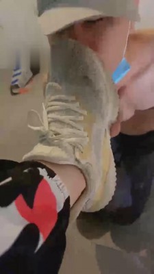 图片[5]_【Aki】素人小姐姐小白鞋黑船袜羞辱【完整版】 bf742_HD绳艺资源