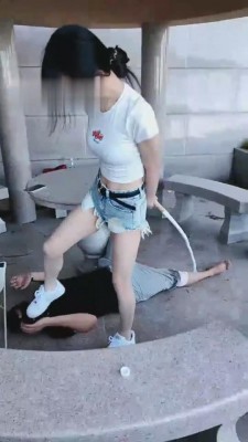 图片[10]_【高难度挑战美学】脏鞋爱好者必看!户外舔脏鞋强迫吃泥巴 bf524_HD绳艺资源