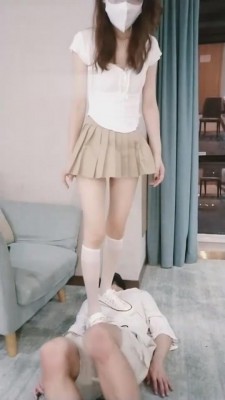 图片[6]_【晨希】帆布鞋白丝踩踏贱狗 bf503_HD绳艺资源