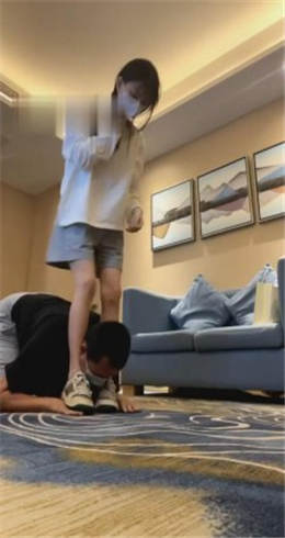 图片[6]_【阿月】无底线踩踏-艺术深喉-耳光踹头-腿绞转胯 G-210822-23_HD绳艺资源