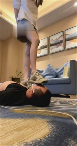 图片[8]_【阿月】无底线踩踏-艺术深喉-耳光踹头-腿绞转胯 G-210822-23_HD绳艺资源