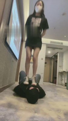 图片[6]_【漫漫】全体重踩狗奴 bf15430_HD绳艺资源