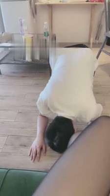 【欣欣S】黑丝棉袜小白鞋玩畜生 bf15738_HD绳艺资源