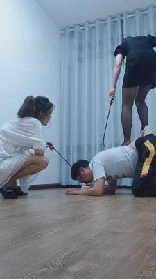 图片[8]_【浮华】被3母女S群调群虐【三视角版】 bf15923_HD绳艺资源