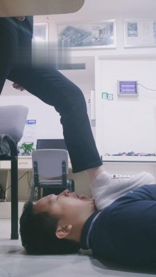 图片[6]_【小贱mt】舔同事的脏鞋臭袜 bf16146_HD绳艺资源