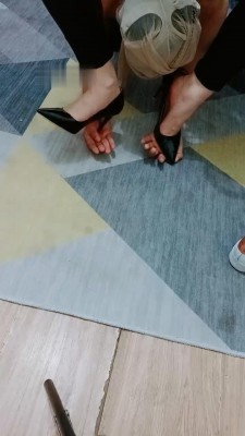 图片[5]_【绯闻王妃】皮裤高跟虐待绳艺技巧奴/耳光/踢踹/踩狗爪 JS220723_HD绳艺资源