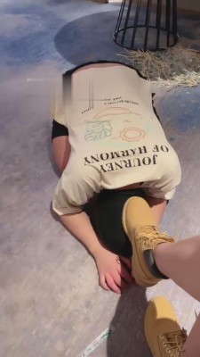 图片[6]_【沅芷大人】御姐短靴踩手/筷子刑 bf16373_HD绳艺资源