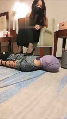 【星期六】五花大绑高跟全体重踩 bf16409_HD绳艺资源