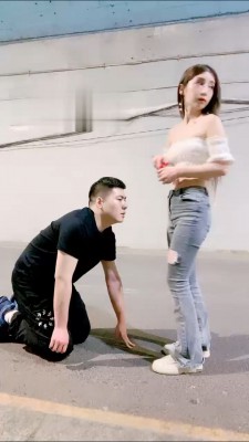 【领主老大】户外路人围观我调狗 bf16414_HD绳艺资源