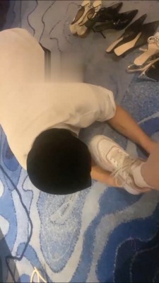 【霁月】御姐换多双鞋子虐奶狗 bf16401_HD绳艺资源