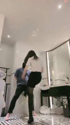 图片[2]_【虞姬】御姐各种皮靴踢裆 bf16485_HD绳艺资源