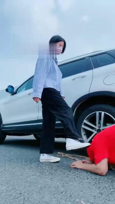 【美离子】户外驾车遛狗舔鞋底 bf16536_HD绳艺资源