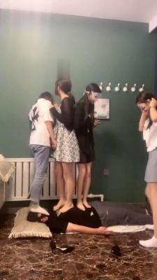 图片[3]_【精神小妹】五小妹群踩专场 bf16598_HD绳艺资源