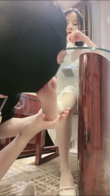 图片[8]_【漫漫】学生S肉丝平底鞋玩贱奴 bf16626_HD绳艺资源