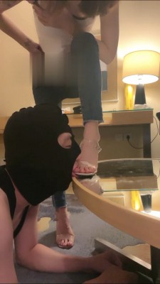 图片[3]_【筱月】超美车模近距离踩狗舌头 bf16617_HD绳艺资源