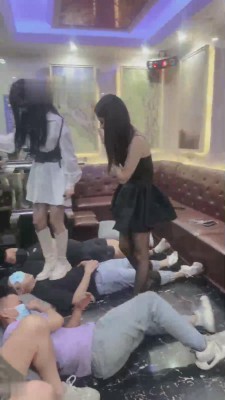 图片[6]_【七月大大】轰趴ktv教女同学们群调狗 bf16664_HD绳艺资源