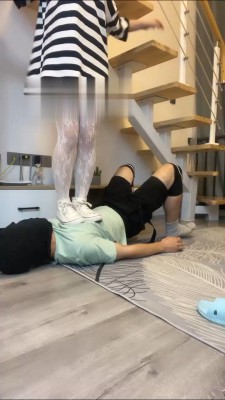 图片[5]_【云云酱】萝莉主白丝全体重踩踏 bf16640_HD绳艺资源