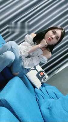 【狗哥】开发脏臭运动鞋素人小姐姐 bf16765_HD绳艺资源